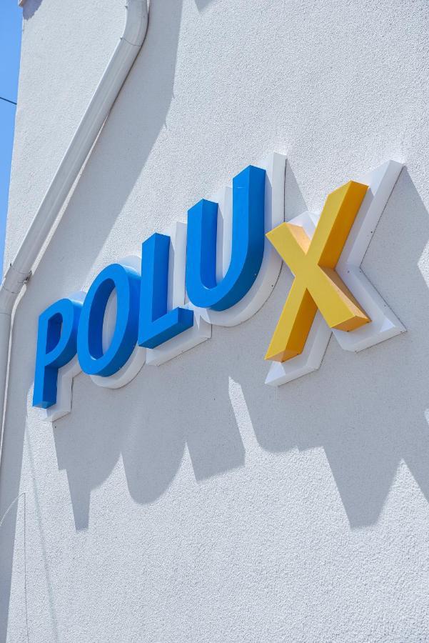 Polu-X Hotel Vama Veche Buitenkant foto